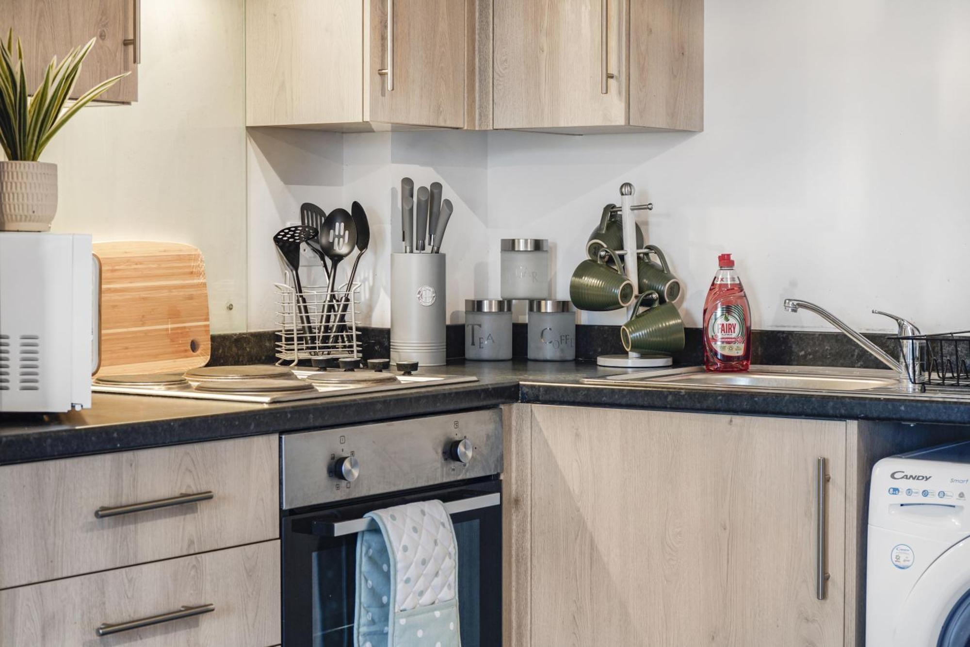 Modern Apartments With Free Parking Near Heathrow Colnbrook Εξωτερικό φωτογραφία