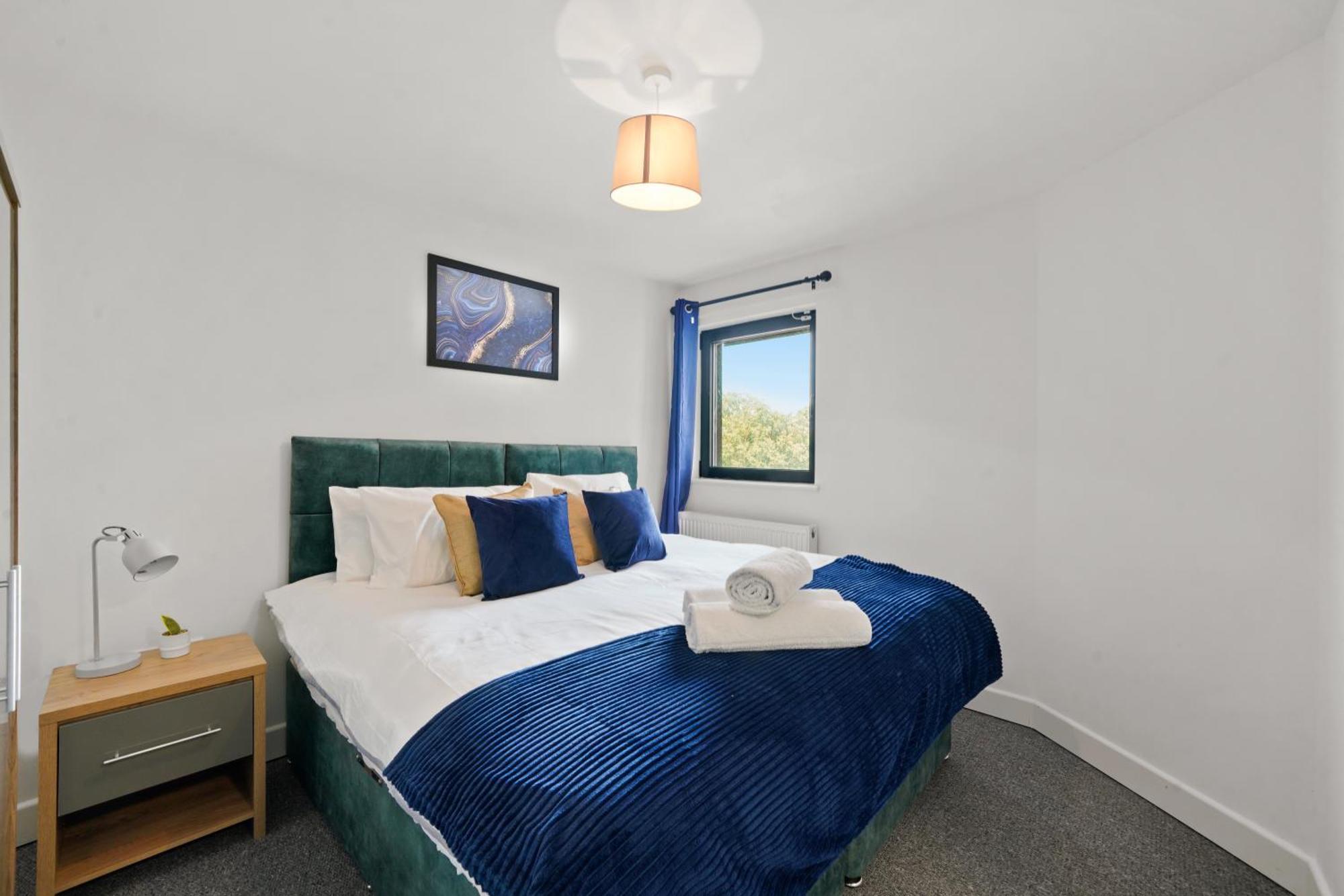 Modern Apartments With Free Parking Near Heathrow Colnbrook Εξωτερικό φωτογραφία