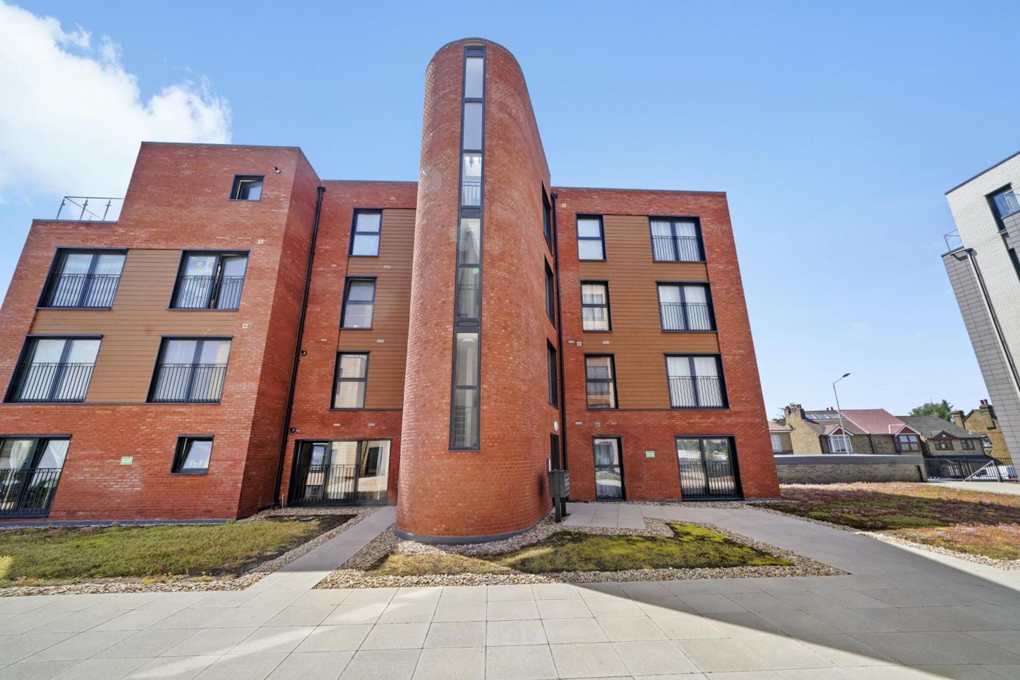 Modern Apartments With Free Parking Near Heathrow Colnbrook Εξωτερικό φωτογραφία