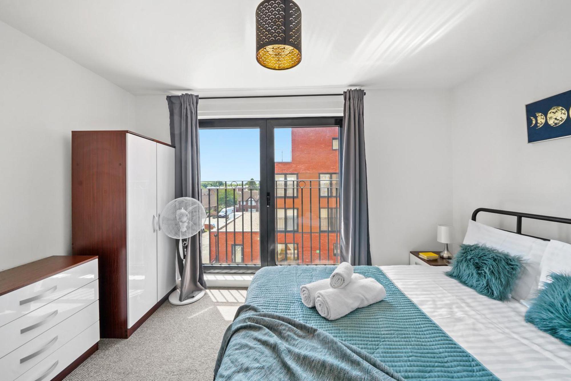 Modern Apartments With Free Parking Near Heathrow Colnbrook Εξωτερικό φωτογραφία