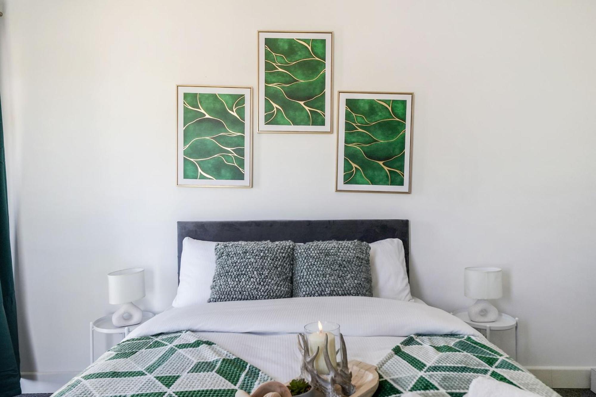 Modern Apartments With Free Parking Near Heathrow Colnbrook Εξωτερικό φωτογραφία