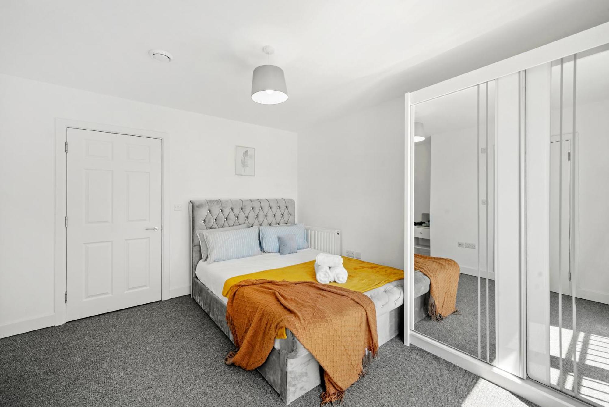 Modern Apartments With Free Parking Near Heathrow Colnbrook Εξωτερικό φωτογραφία